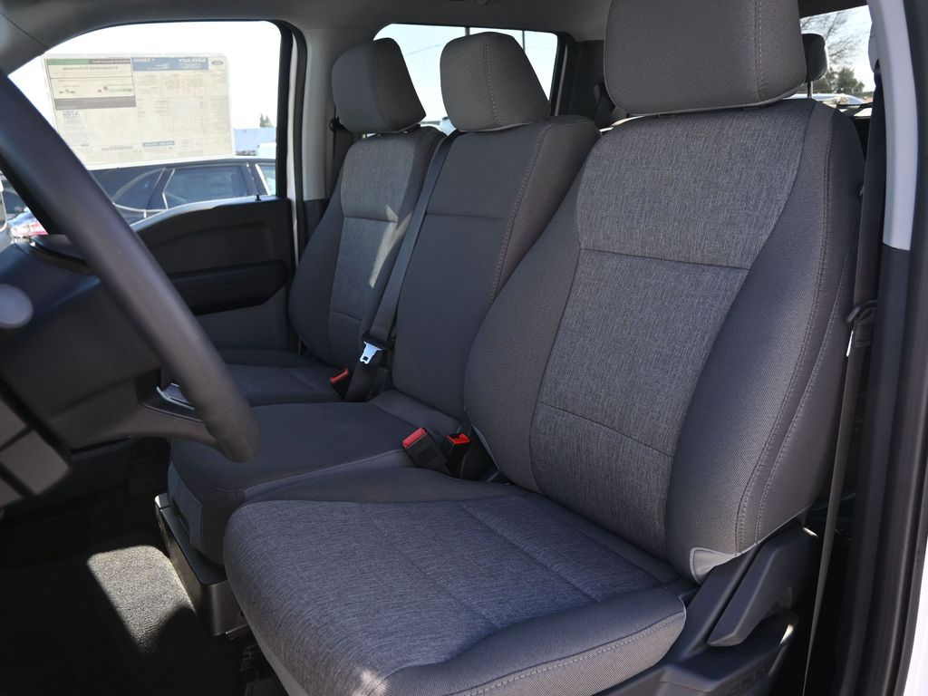 2025 Ford F-350 Super Duty XL