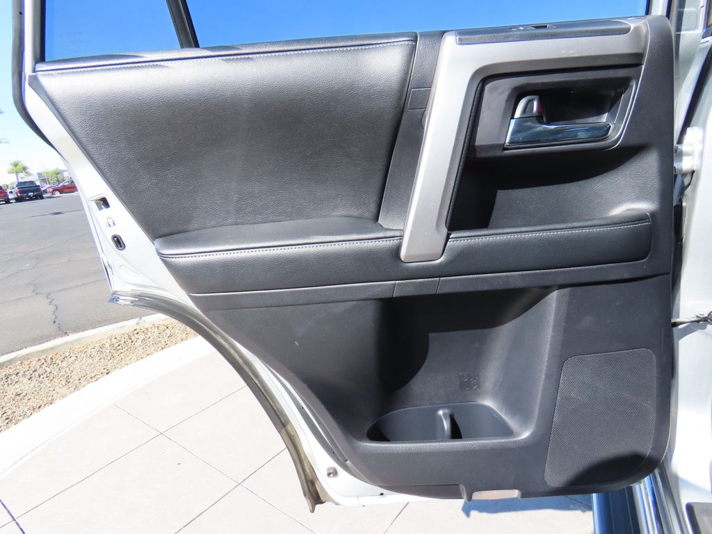 2015 Toyota 4Runner Limited 25