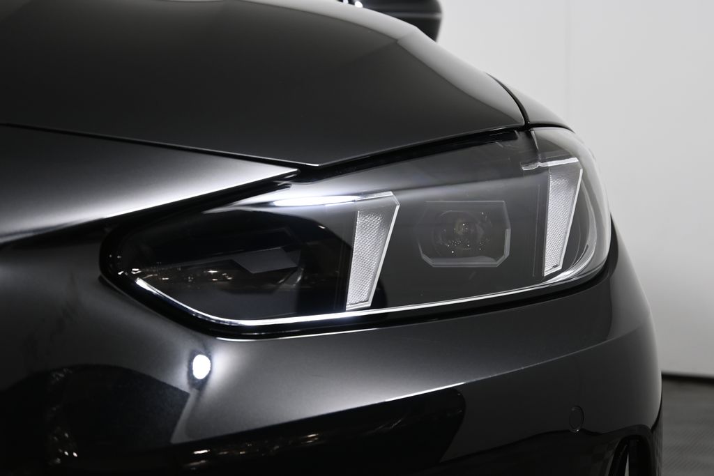 Thumbnail: 2026 BMW 4 Series - 11