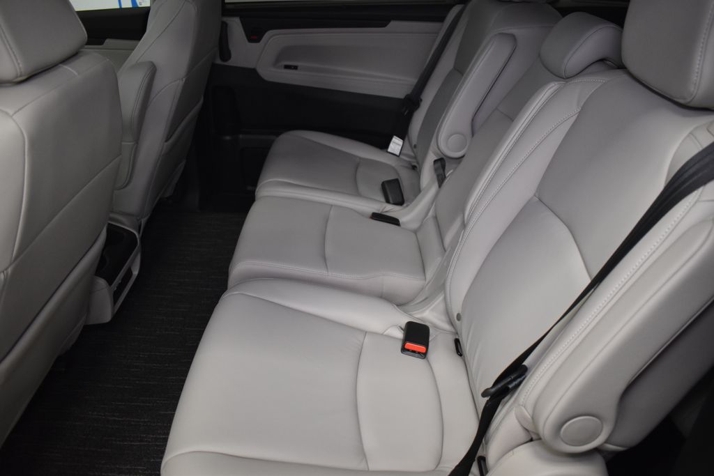 2025 Honda Odyssey EX-L 22