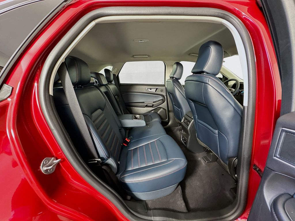 Thumbnail: 2024 Ford Edge - 27