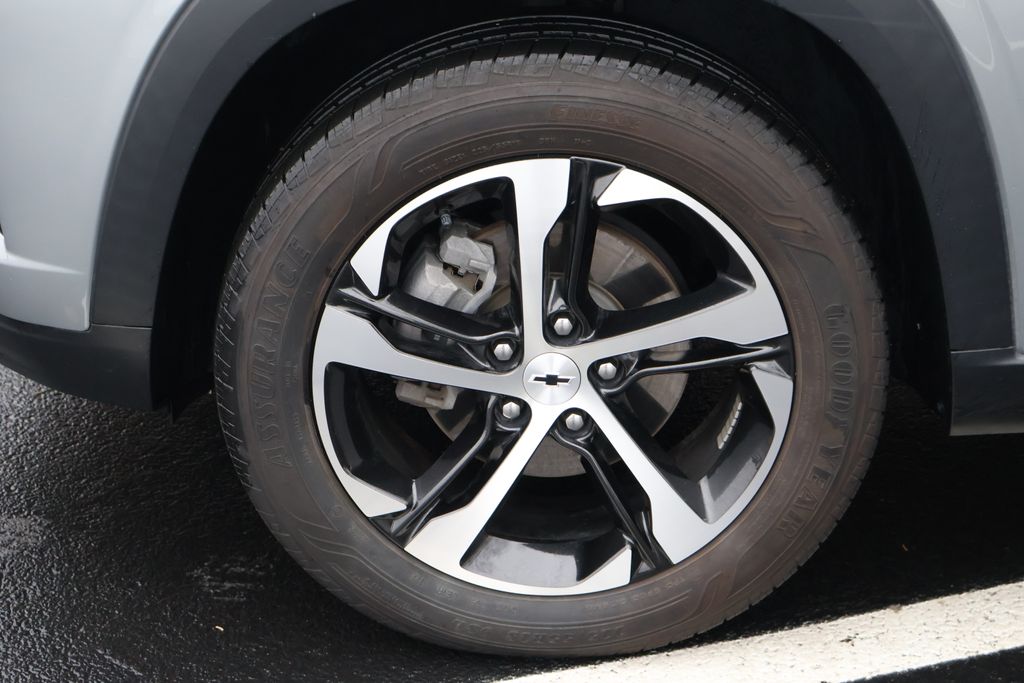Thumbnail: 2024 Chevrolet Trax - 13