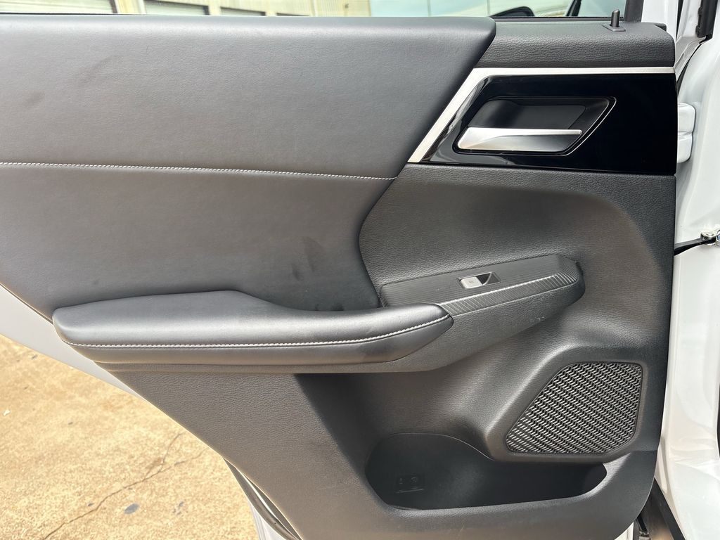 2022 Mitsubishi Outlander SE  at Baytown Hyundai