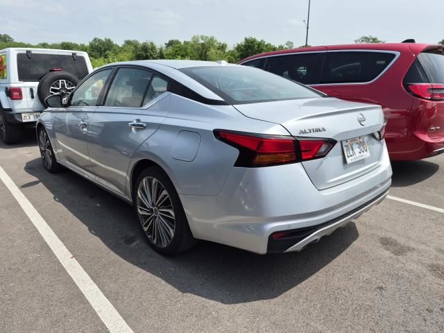 2023 Nissan Altima 2.5 SL's photo