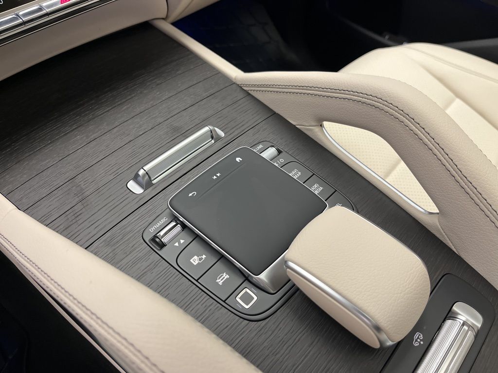 Thumbnail: 2026 Mercedes-Benz GLS - 20