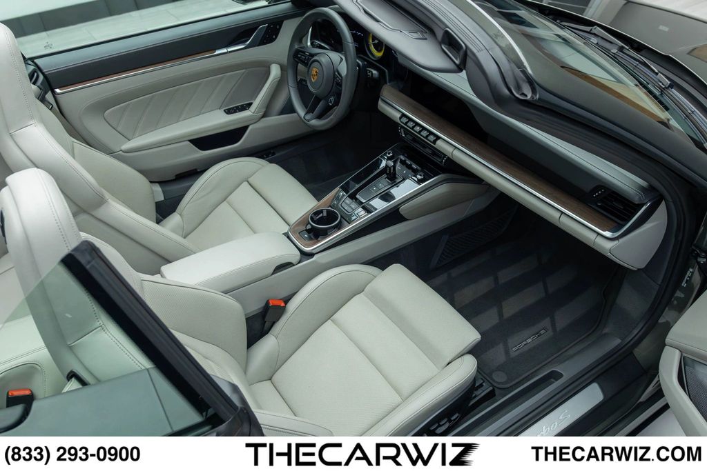 2023 Porsche 911