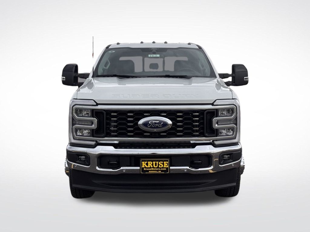 2026 Ford F-350 Super Duty LARIAT