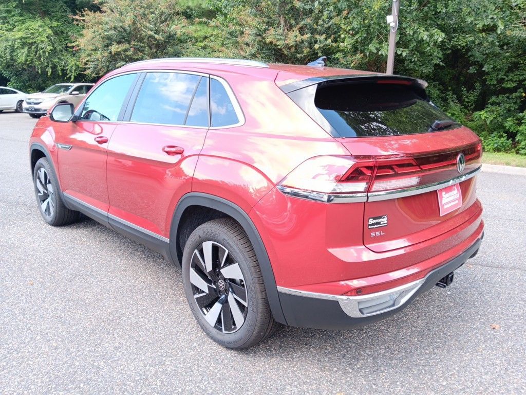 2024 Volkswagen Atlas Cross Sport 2.0T SEL 3