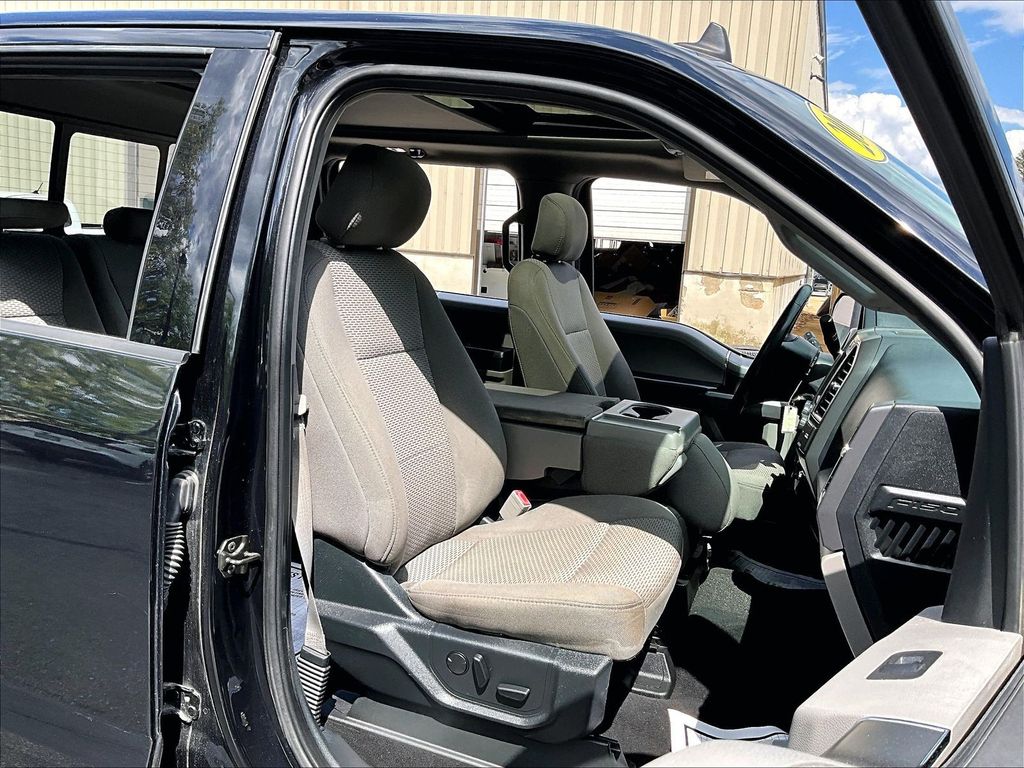 2019 Ford F-150 — photo 11