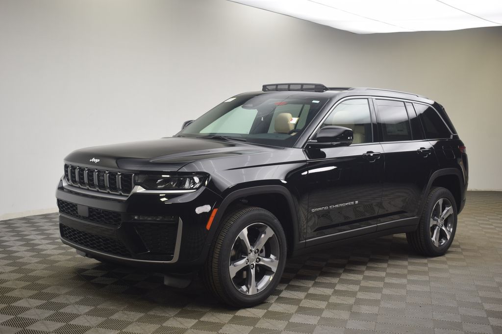 new 2026 Jeep Grand Cherokee car, priced at $45,500