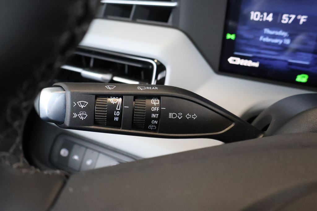 Thumbnail: 2027 Chevrolet Bolt EV - 21