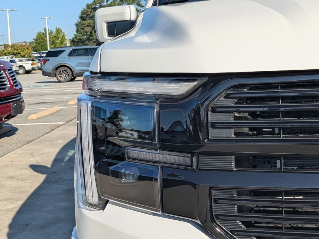2025 Ford F-150 Platinum