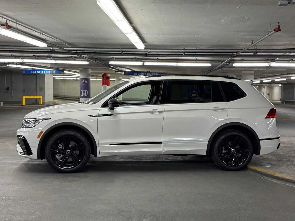 2024 Volkswagen Tiguan 2.0T SE R-Line Black 31