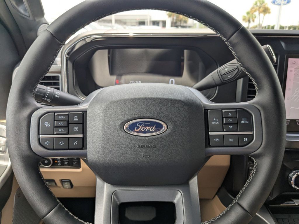 2025 Ford F-350 Super Duty Lariat