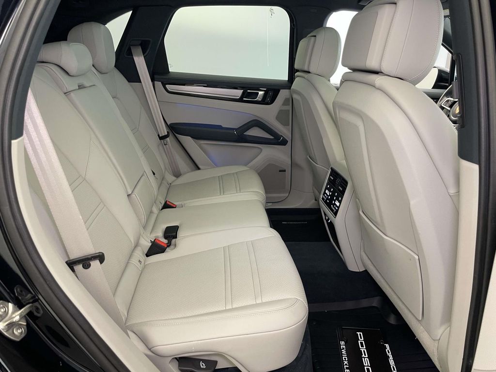 2023 Porsche Cayenne Platinum Edition Blue at Audi Porsche Sewickley