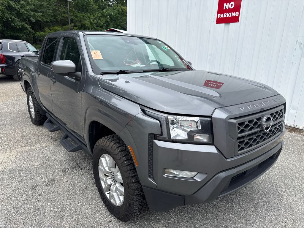  2023 Nissan Frontier SV Crew Cab 4WD   