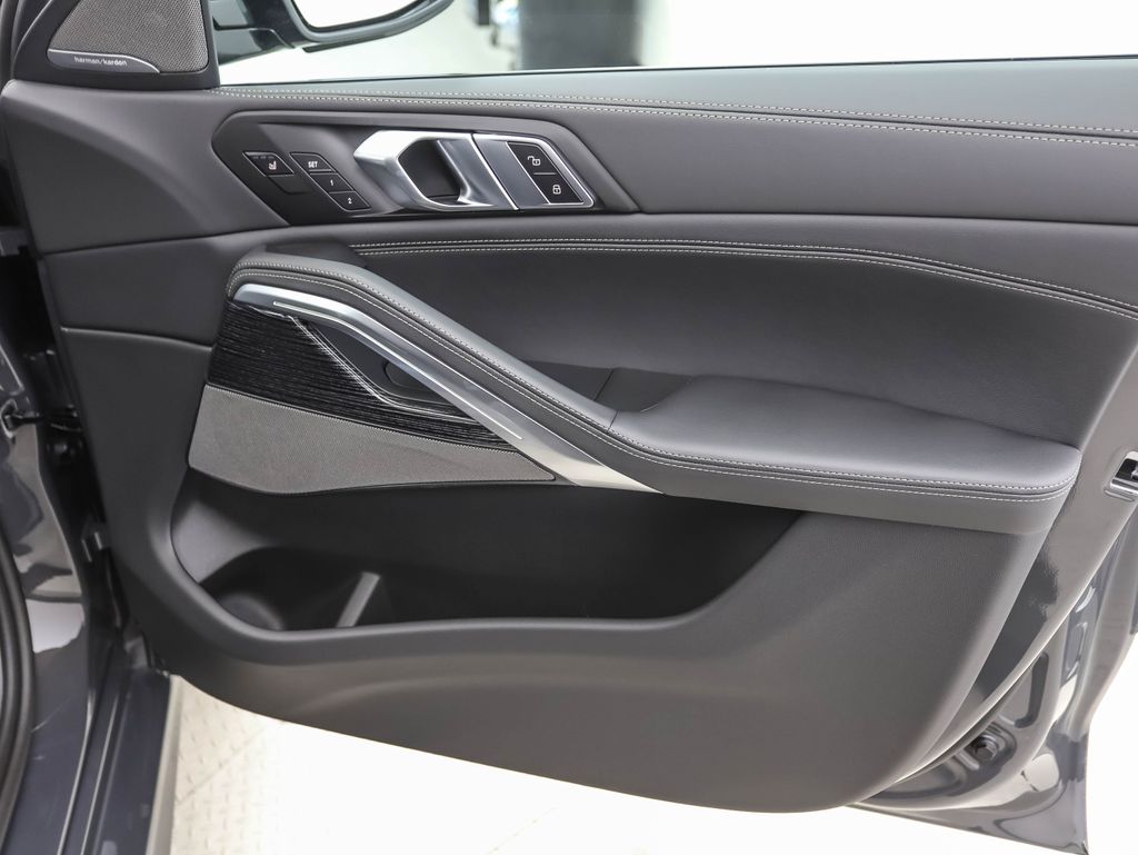 Thumbnail: 2026 BMW X6 - 28