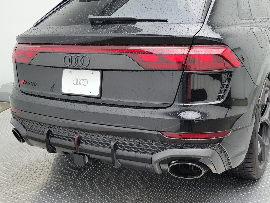 Thumbnail: 2026 Audi RS Q8 - 9