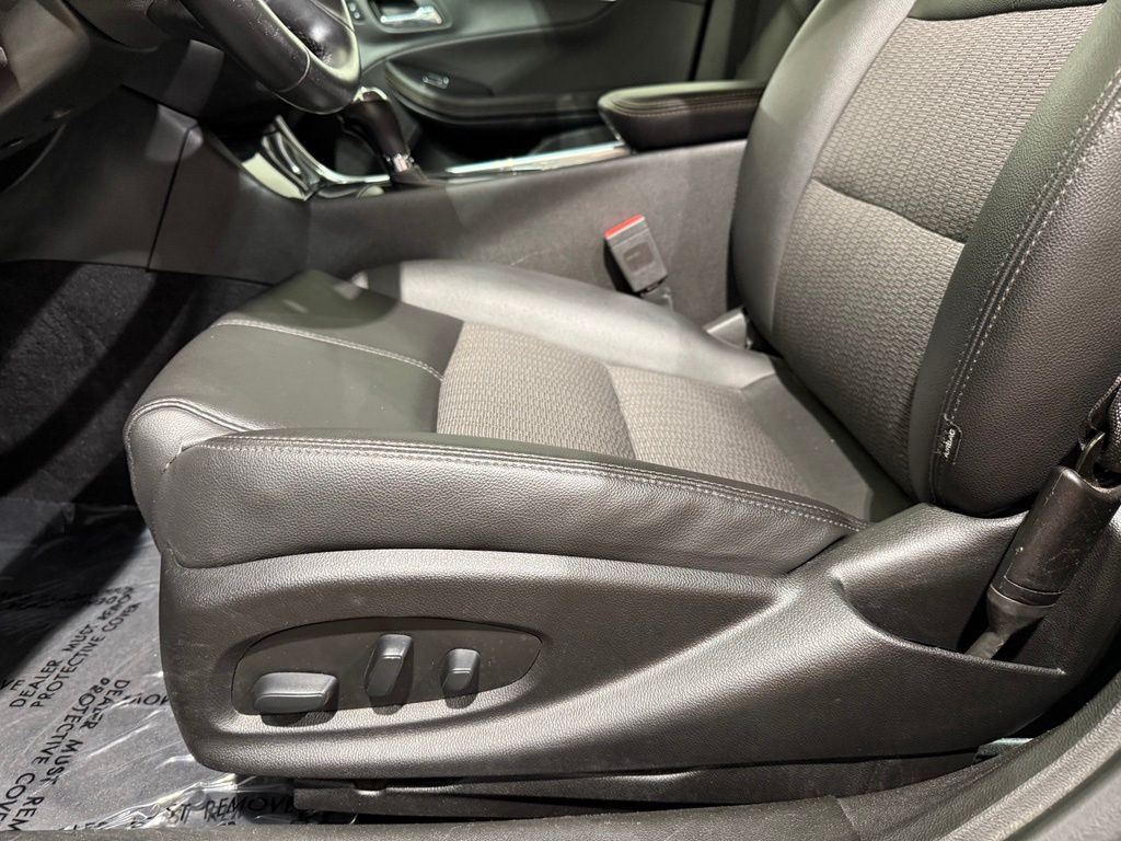 Thumbnail: 2019 Chevrolet Impala - 13
