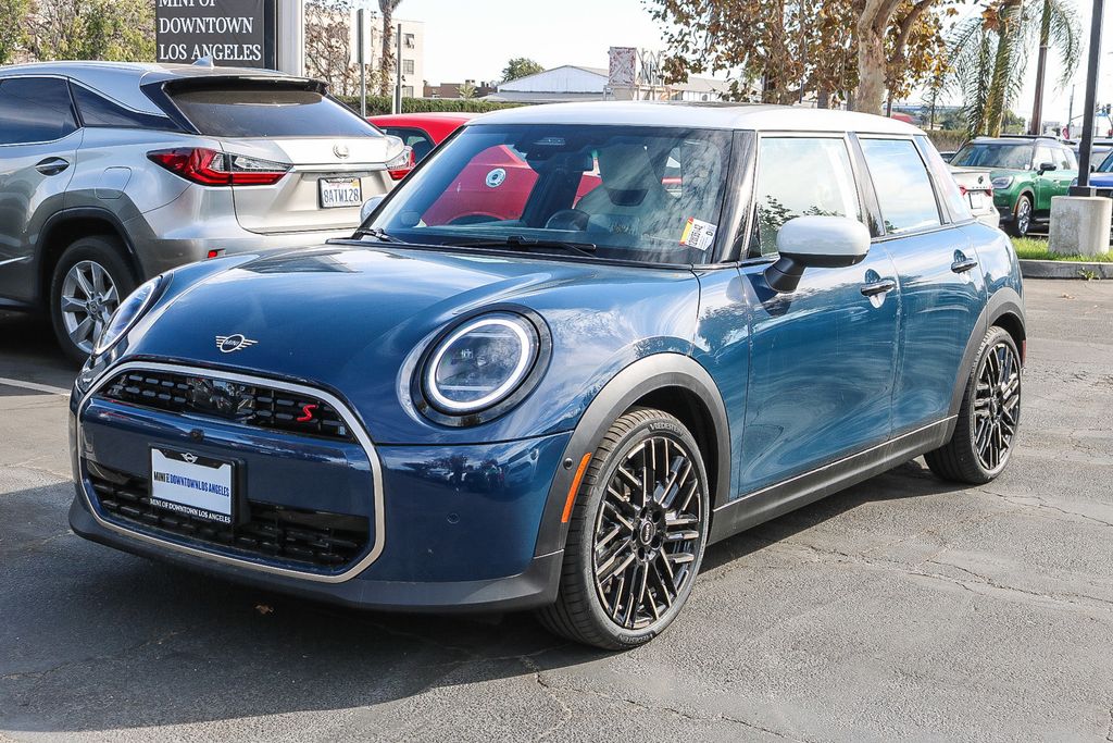 2025 MINI Cooper S  3