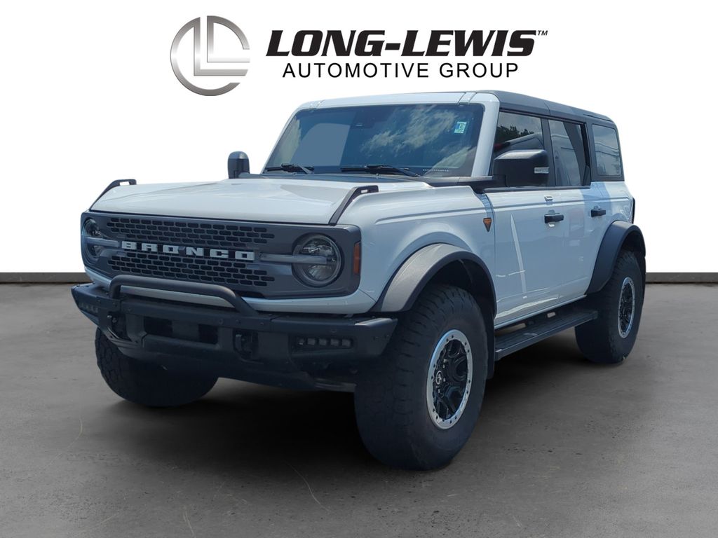 Oxford White 2024 Ford Bronco Badlands 4-Door 4WD SUV / Crossover Four-Wheel Drive Automatic