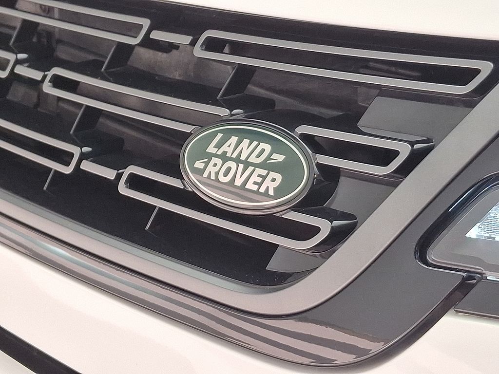 Thumbnail: 2026 Land Rover Range Rover Evoque - 31