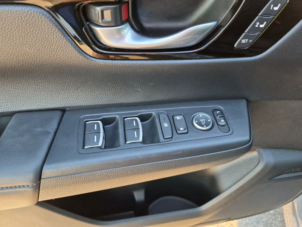 Used Car 2023 Honda Cr-v  Ex-l For Sale Under $30,000 In Austin, Texas