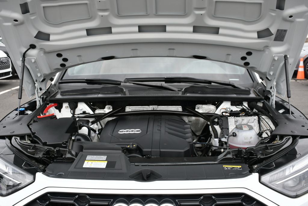 Thumbnail: 2023 Audi Q5 - 15