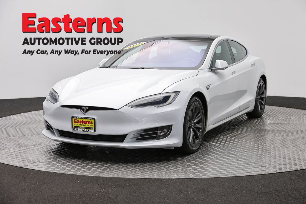 White 2018 Tesla Model S Sedan All-Wheel Drive 1-Speed Automatic