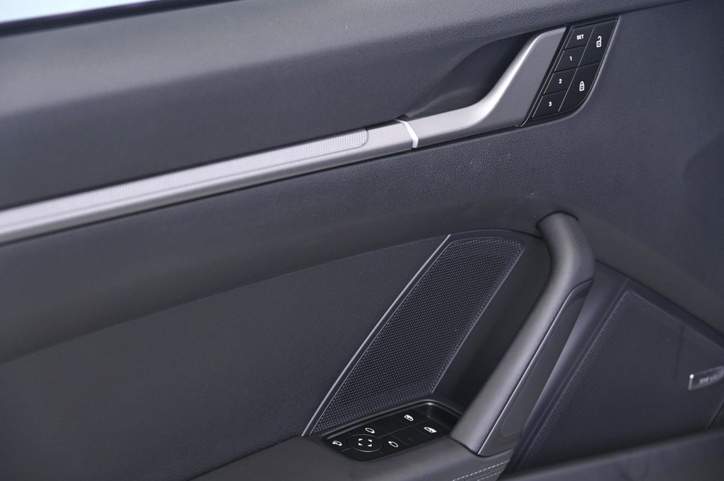 Thumbnail: 2024 Porsche 911 - 23