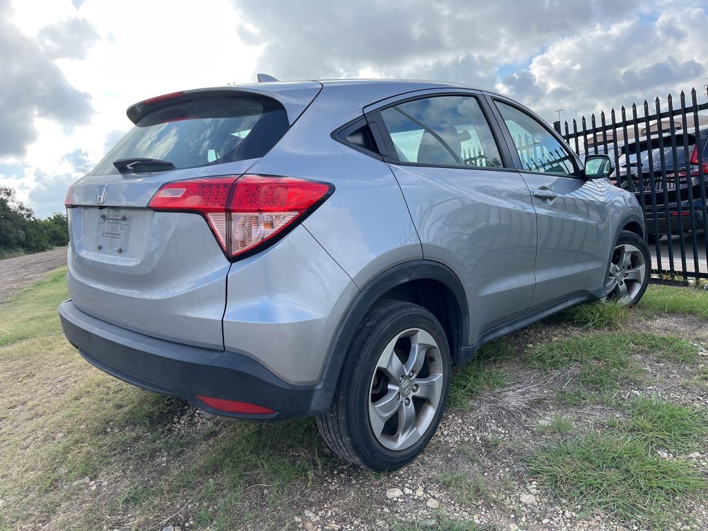 Thumbnail: 2018 Honda HR-V - 3