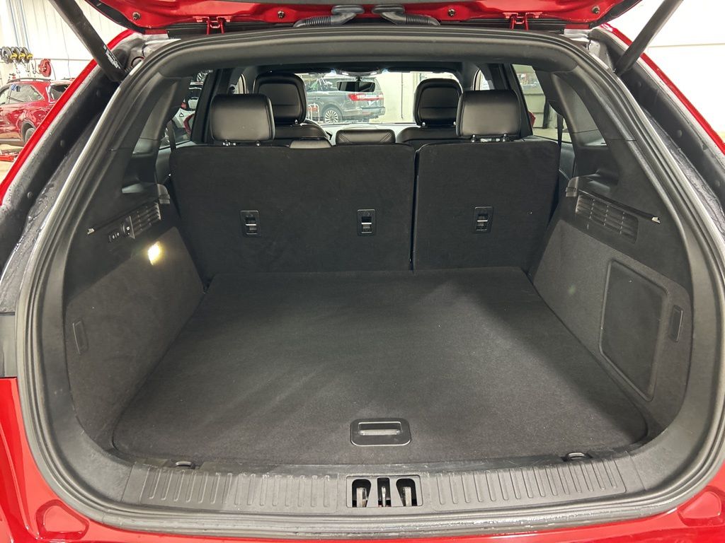 used 2020 Lincoln Nautilus car, priced at $23,744