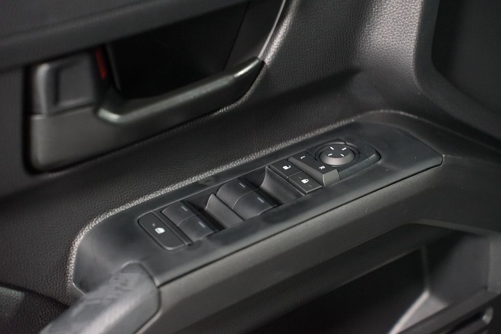 Thumbnail: 2025 Toyota Tacoma - 32