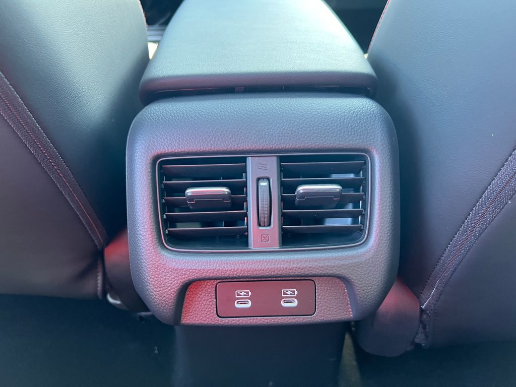 Thumbnail: 2025 Acura ADX - 30