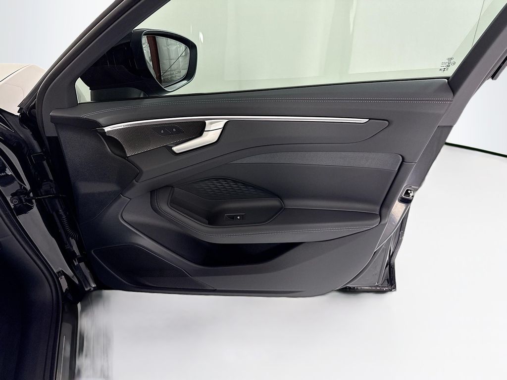 Thumbnail: 2026 Audi A6 - 25