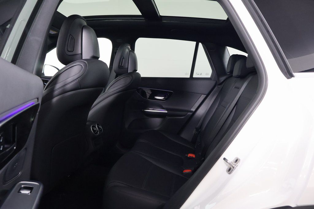 Thumbnail: 2026 Mercedes-Benz GLC - 6