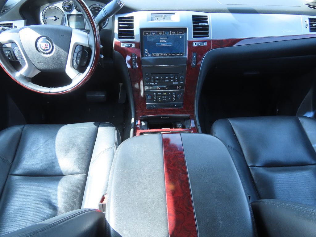 Thumbnail: 2011 Cadillac Escalade - 7