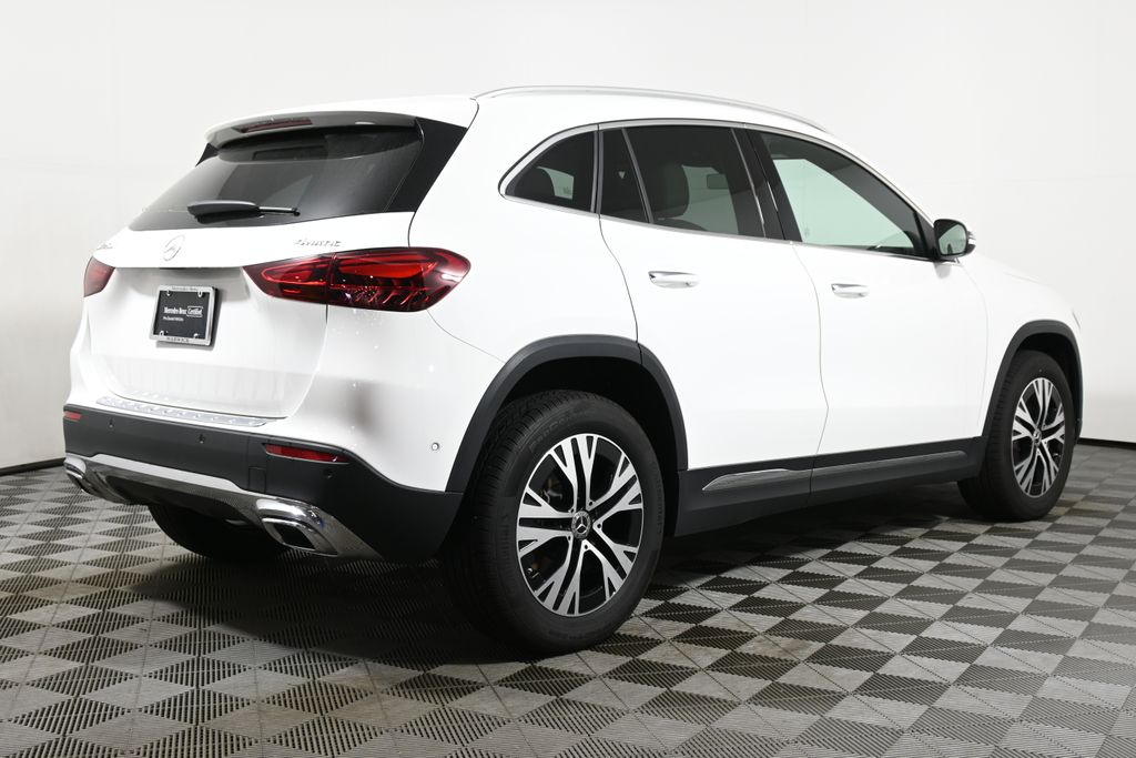 2025 Mercedes-Benz GLA 250 4MATIC 7