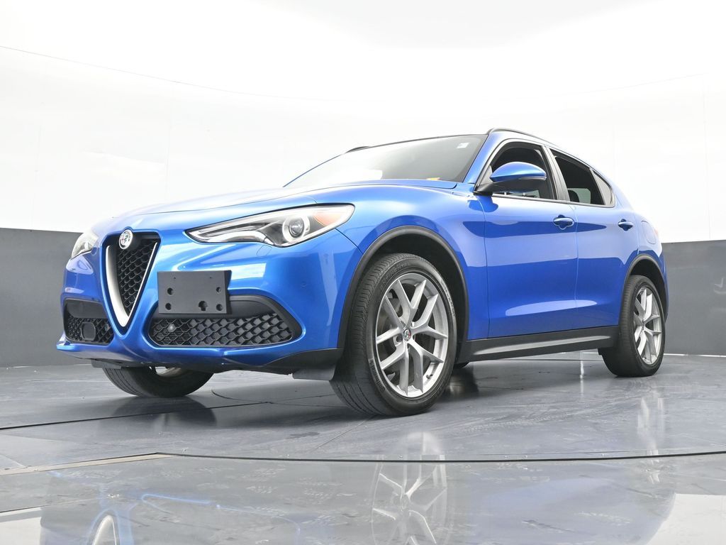 Used 2018 Misano Blue Metallic Alfa Romeo Ti image 56