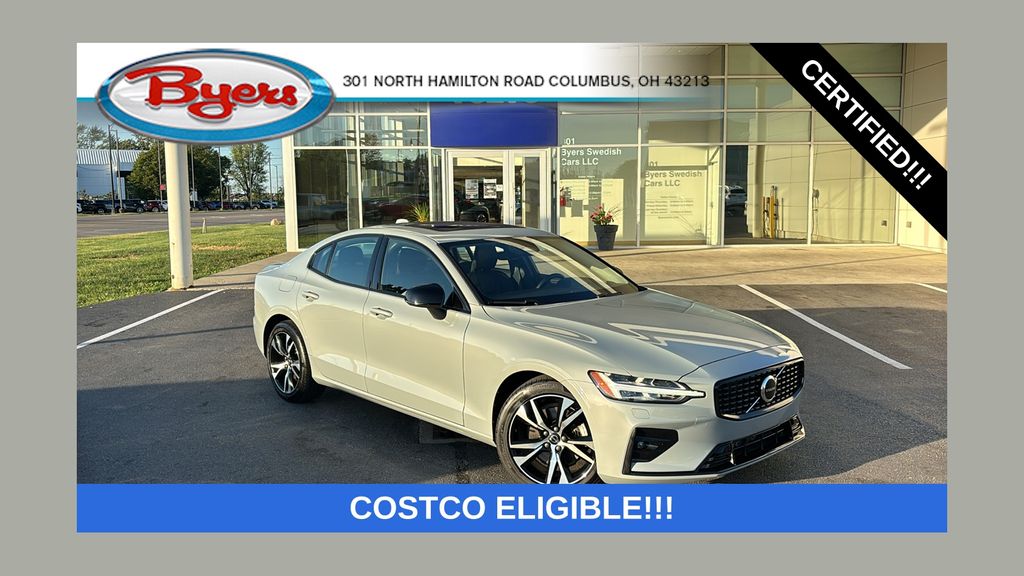 2024 Volvo S60 B5 Core Dark Theme FWD