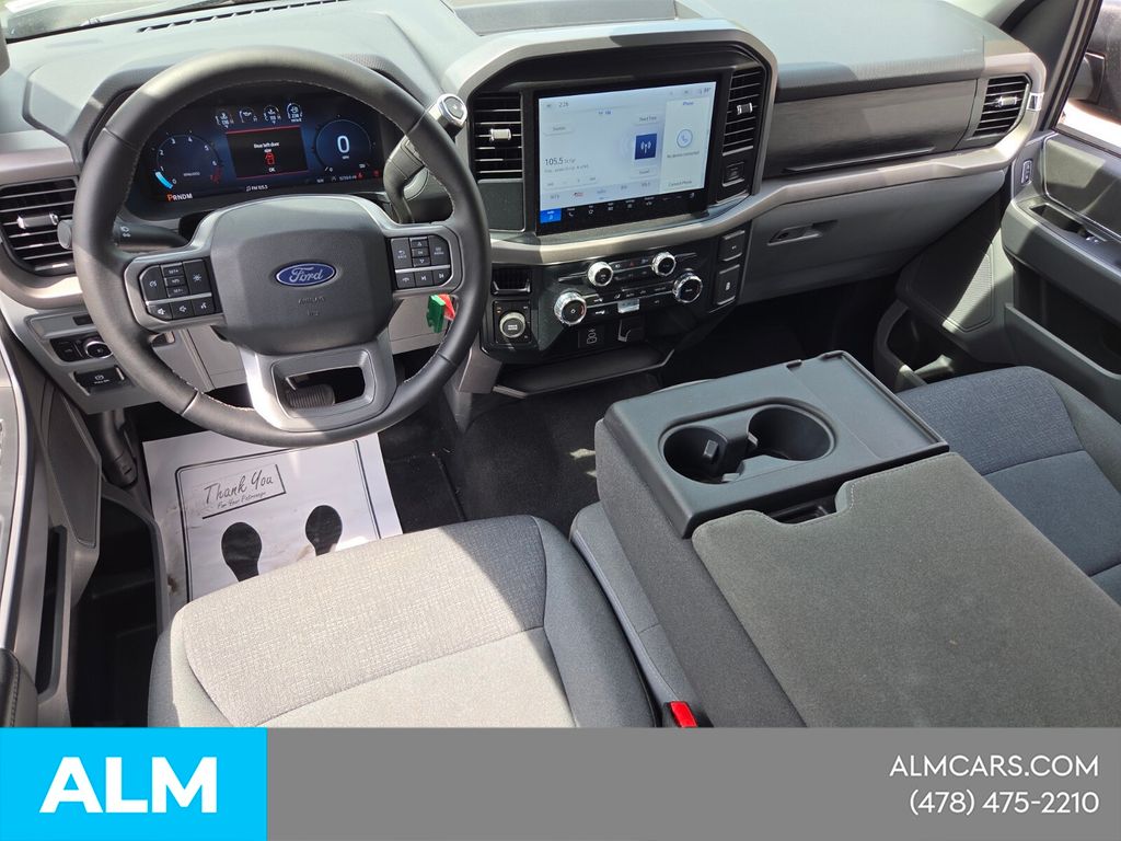 Used 2025 Black Ford XLT image 11