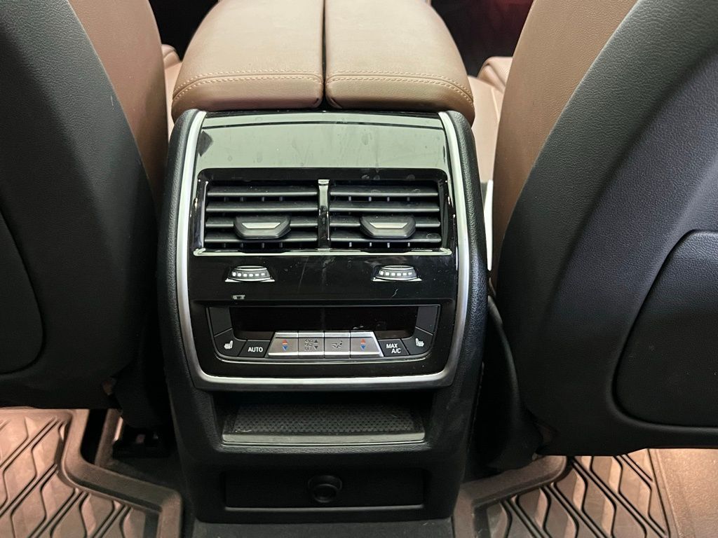 Thumbnail: 2023 BMW X5 - 9