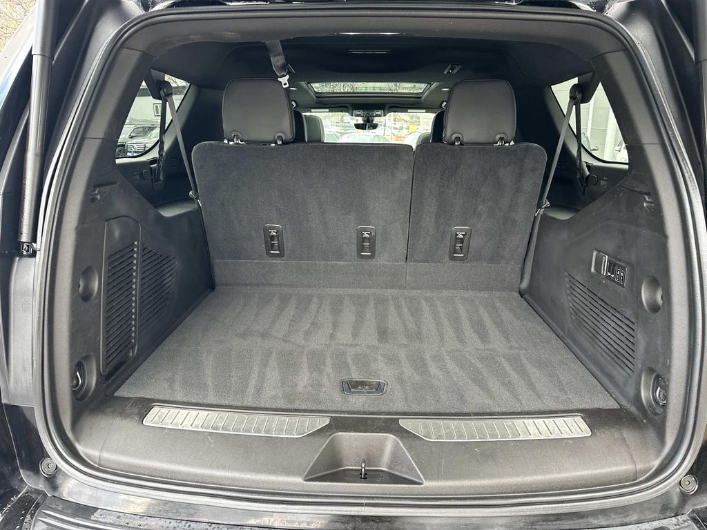 Thumbnail: 2021 Chevrolet Suburban - 25