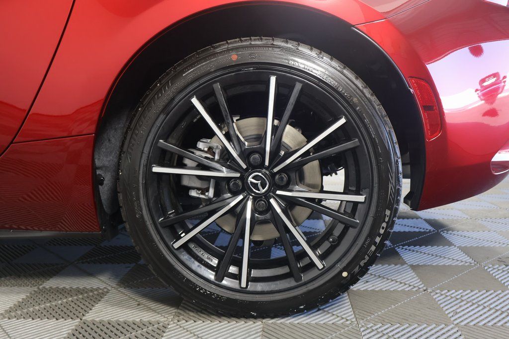 2025 Mazda MX-5 Miata Grand Touring 11