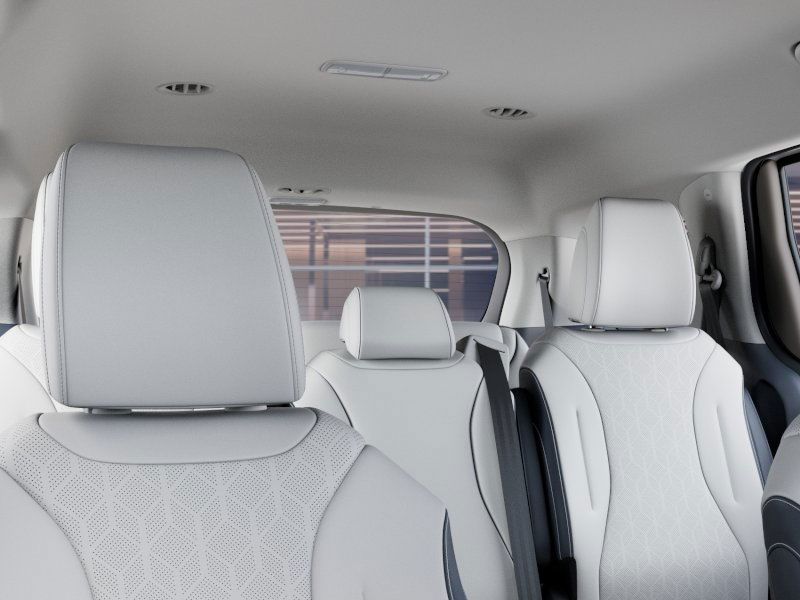 New 2026 Snow White Pearl Kia EX image 27