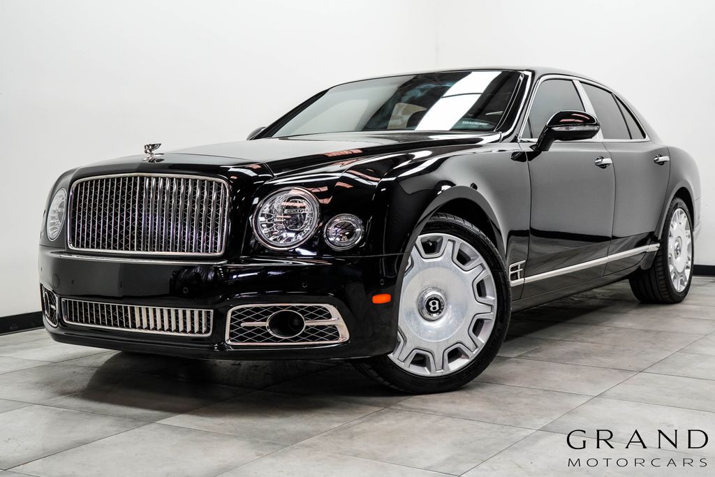 Black 2018 Bentley Mulsanne RWD Sedan Rear-Wheel Drive 8-Speed Automatic
