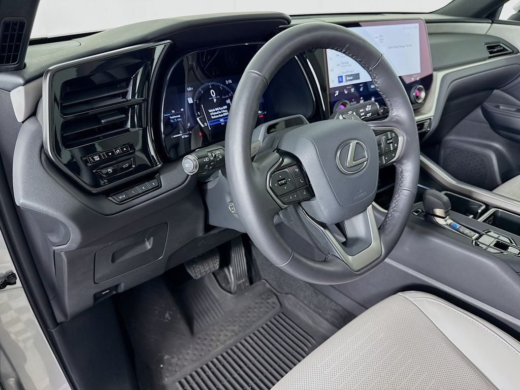 Thumbnail: 2025 Lexus TX - 9
