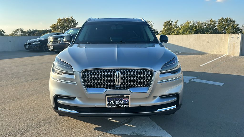 2023 Lincoln Aviator Reserve Silver at Gullo Toyota