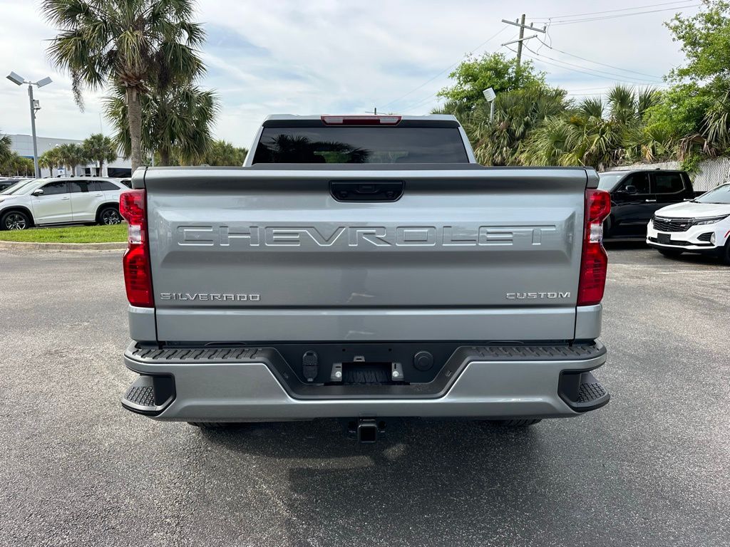 2024 Chevrolet Silverado 1500 Custom 7