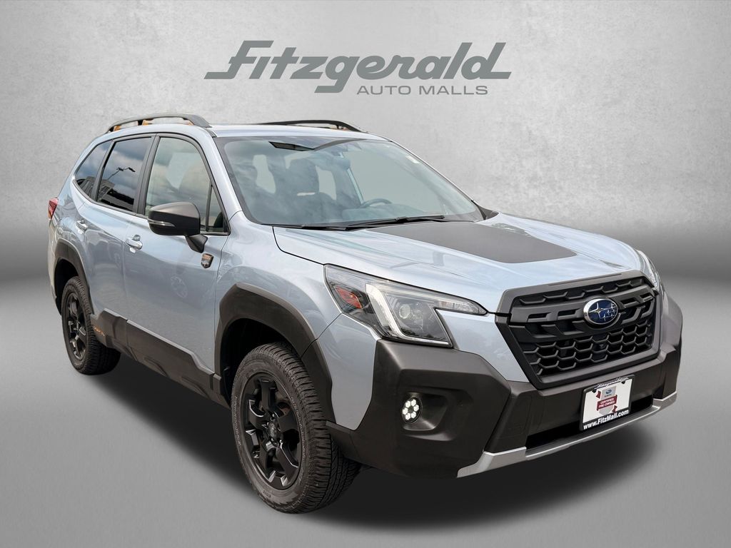 Ice Silver Metallic 2022 Subaru Forester SUV / Crossover All-Wheel Drive Continuously Variable Transmission